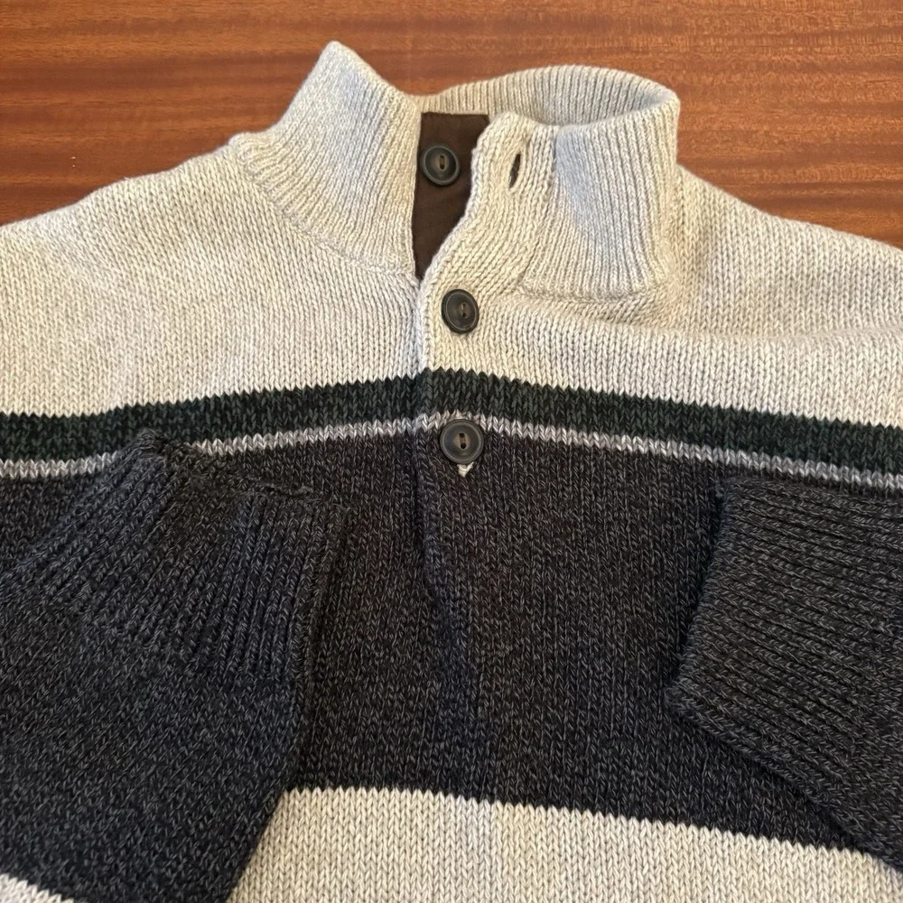 Chaps Men's 100% Cotton Quarter Button Sweater – Size Large –Gray & Cream Stripe